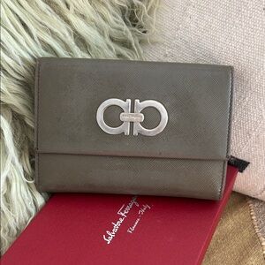 Salvatore Ferragamo steppa pebble leather Wallet
